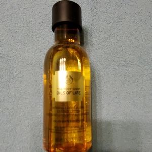 The Body Shop Oils of Life Bi-Phase Essence Lotion